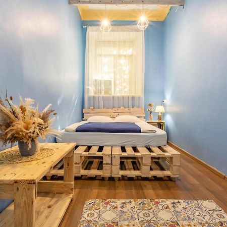Garis Factory Hostel Kiev Bagian luar foto