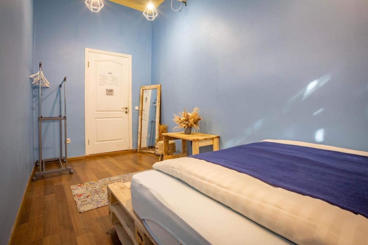 Garis Factory Hostel Kiev Bagian luar foto